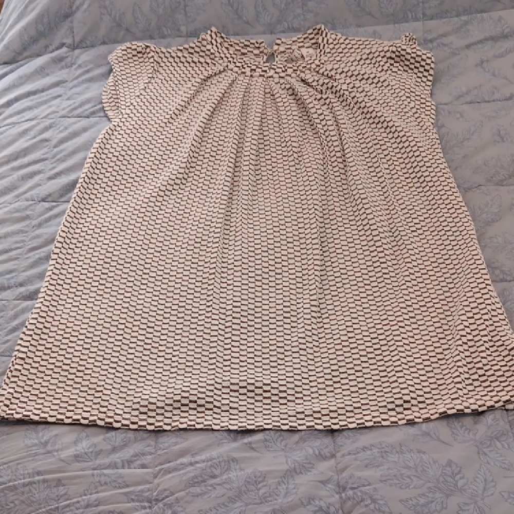 Elle Black and White Textured Sleeveless Top Size M